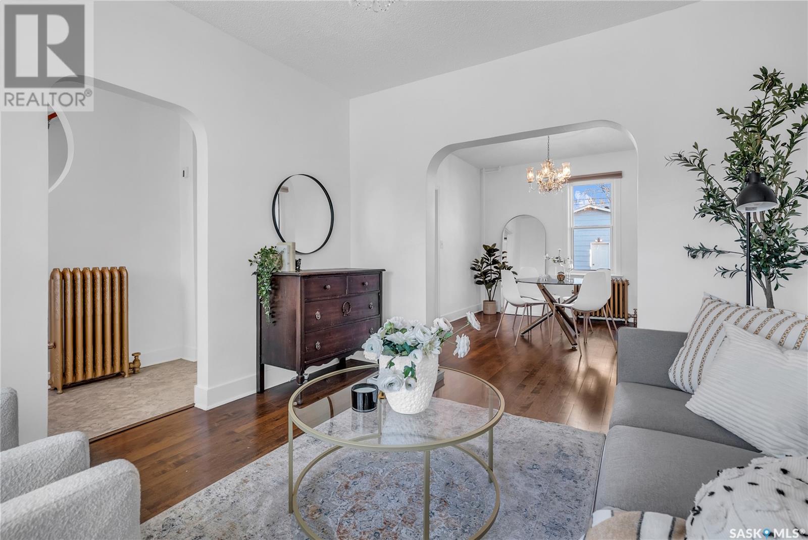 Property at 833 Main STREET image 1
