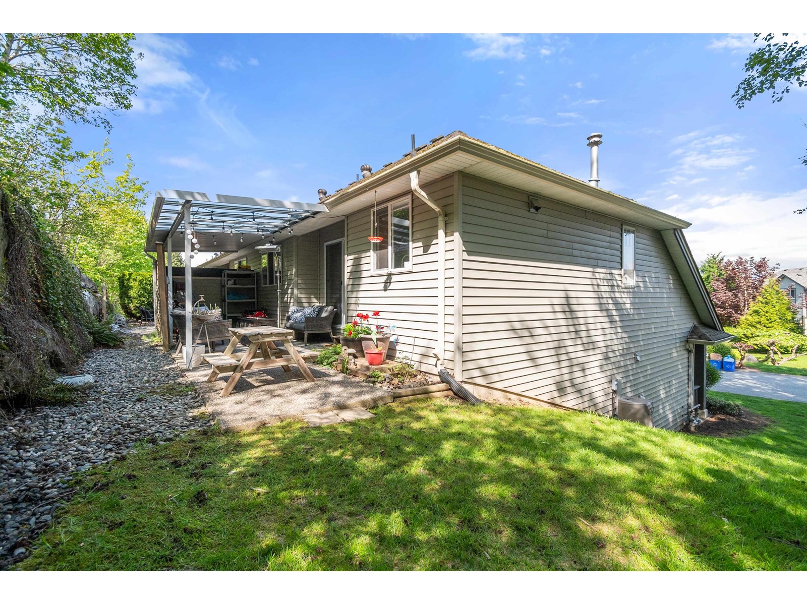 103 46360 Valleyview Road, Promontory, Chilliwack, British Columbia  V2R 5L7 - Photo 2 - R3002163