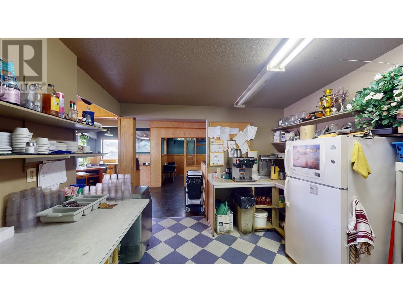 611 Cranbrook  N Street N, Cranbrook, British Columbia  V1C 3R8 - Photo 21 - 10347759