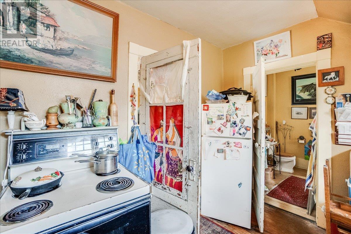 1004 Stanley Street, Nelson, British Columbia  V1L 1P2 - Photo 71 - 10347333