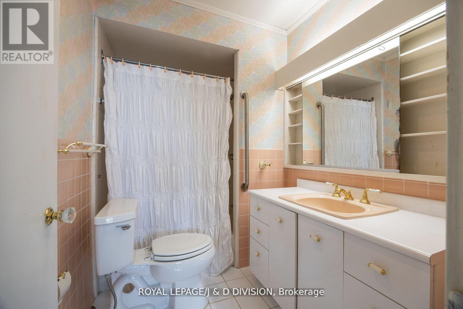 241 Forest Hill Road, Toronto, Ontario  M5P 2N3 - Photo 30 - C12145846
