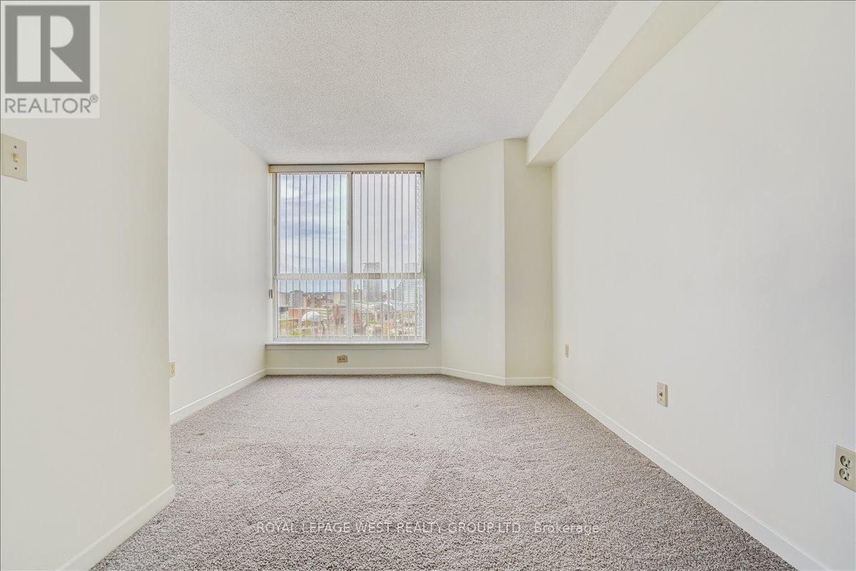 1915 - 44 St. Joseph Street, Toronto, Ontario  M4Y 2W4 - Photo 12 - C12145858