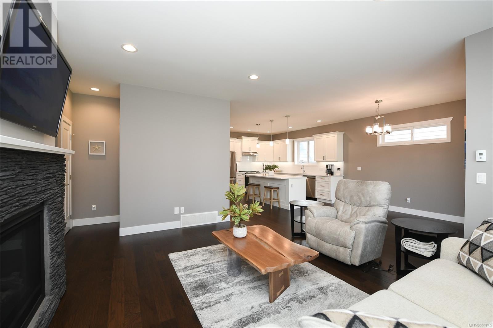 2523 Branch Ave, Courtenay, British Columbia  V9N 0E6 - Photo 12 - 999730