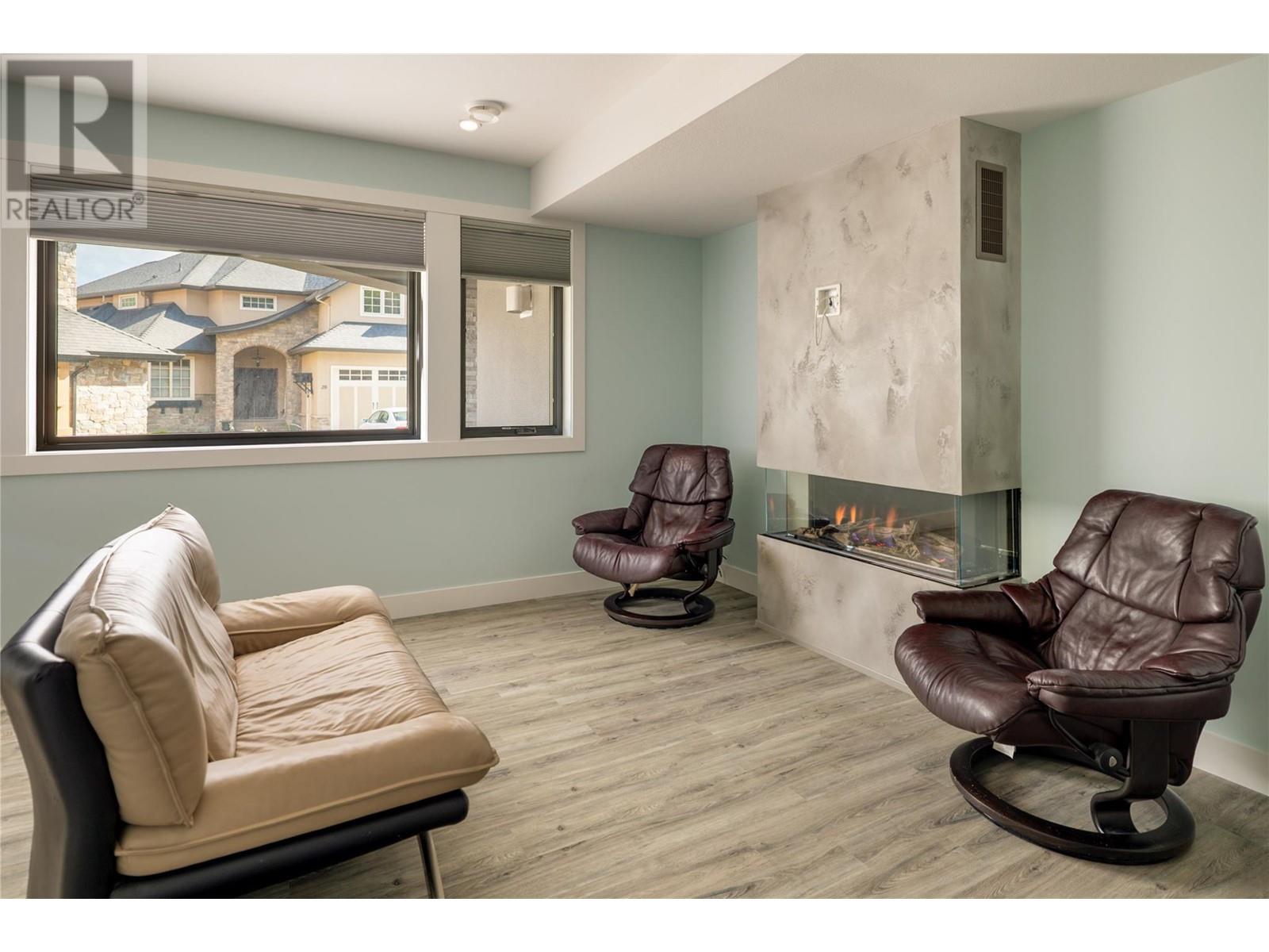 18451 CRYSTAL WATERS Road Unit# 34 Lake Country Photo 34