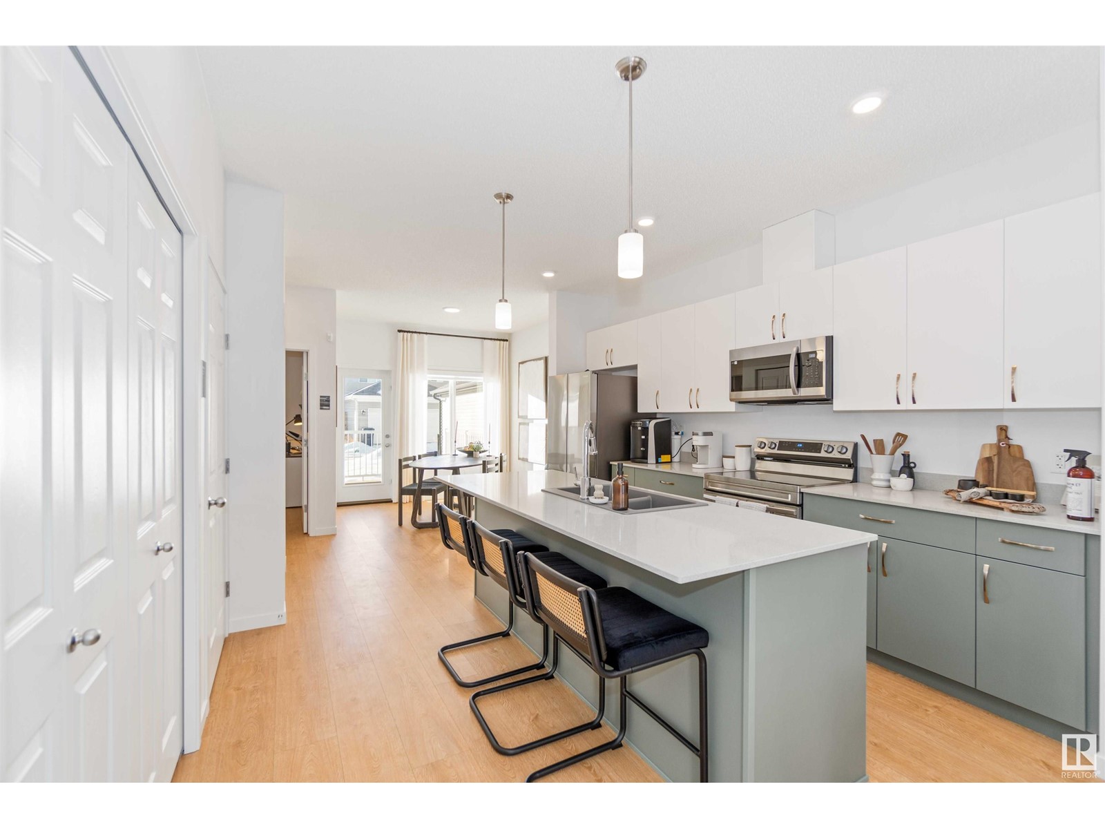 Property at 849 Cy Becker DR NW image 5