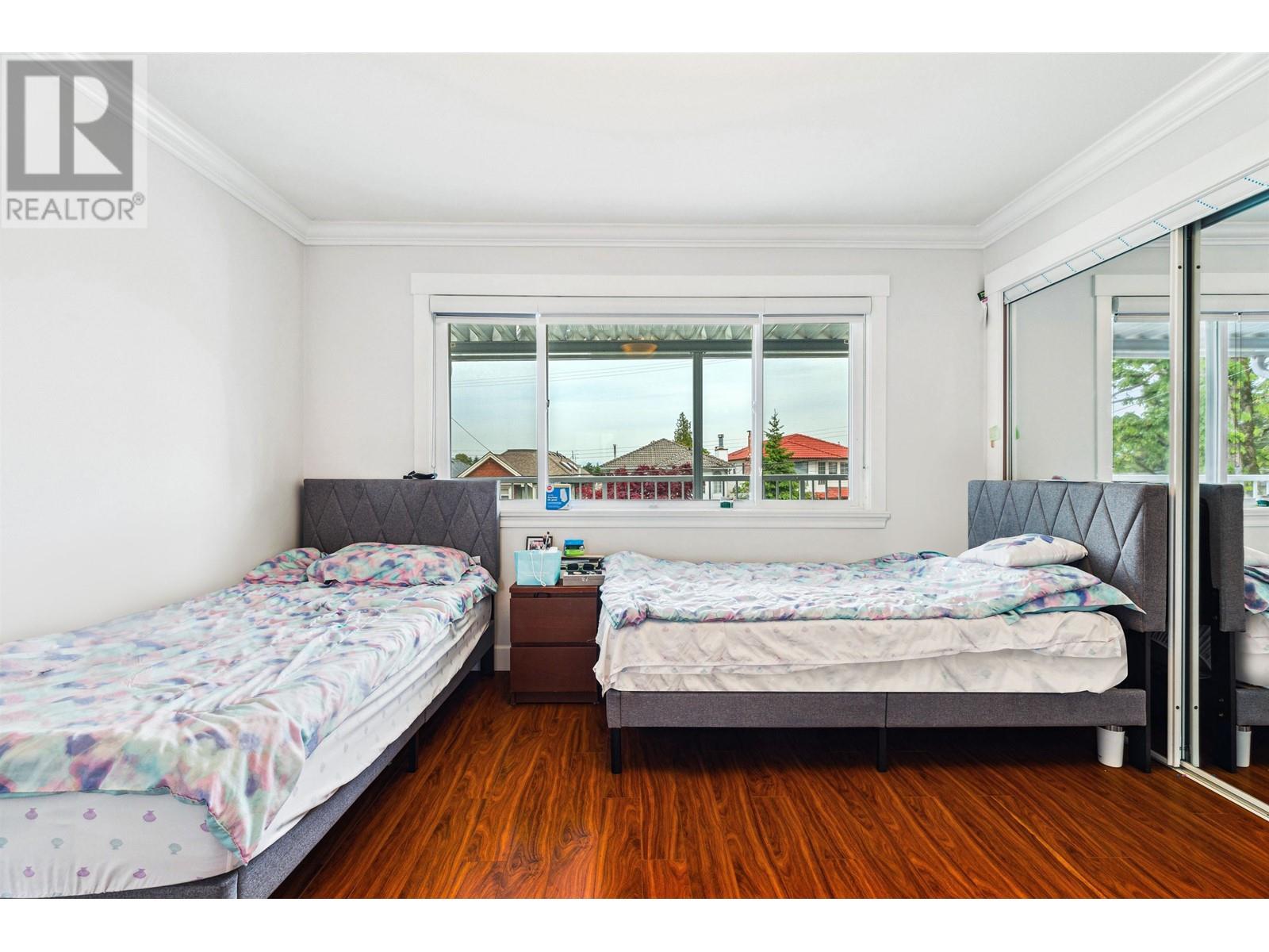 6419 Selma Avenue, Burnaby, British Columbia  V5H 3R3 - Photo 8 - R3002395