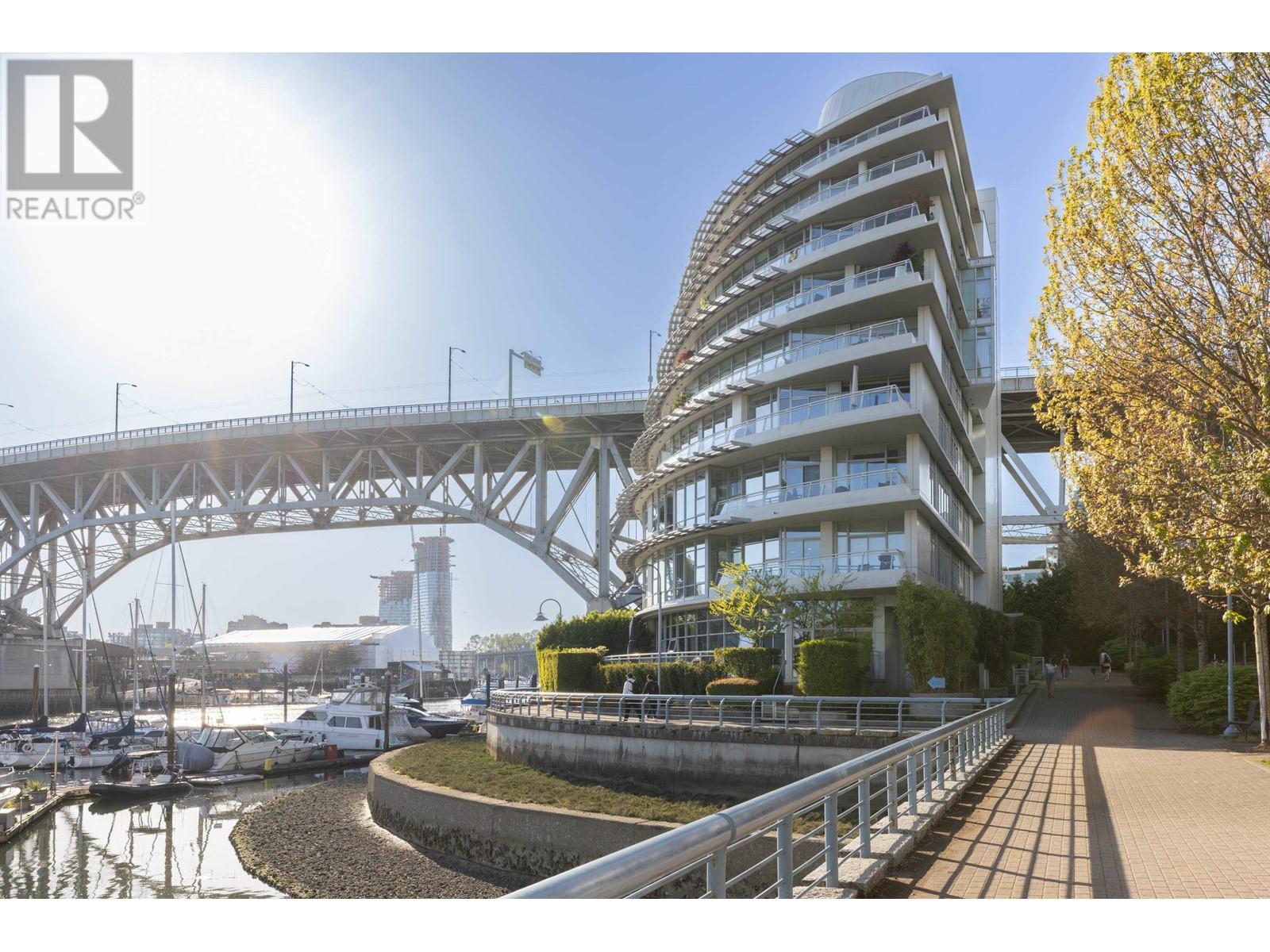 701 628 Kinghorne Mews, Vancouver, British Columbia  V6Z 3H6 - Photo 27 - R2998400