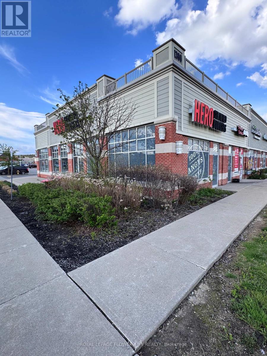 1380 Major Mackenzie Drive W, Vaughan, Ontario  L6A 4H6 - Photo 17 - N12145837