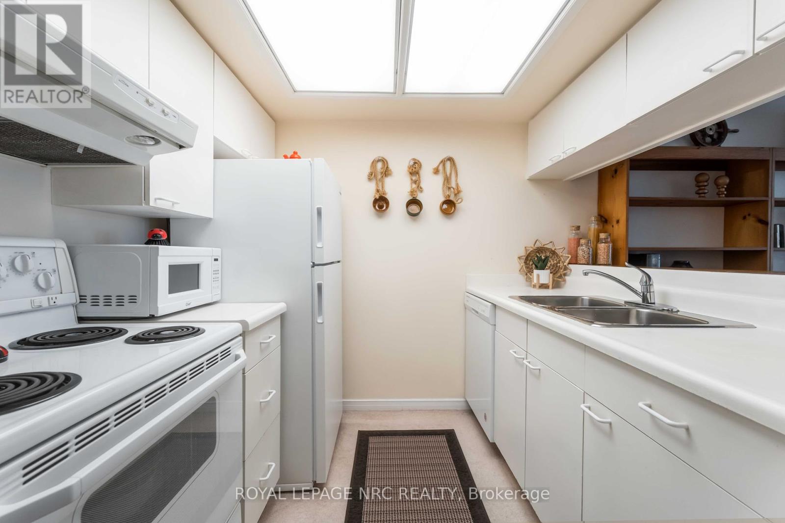 206 - 3420 Frederick Avenue, Lincoln (Lincoln-Jordan/vineland), Ontario  L0R 2C0 - Photo 12 - X12145916