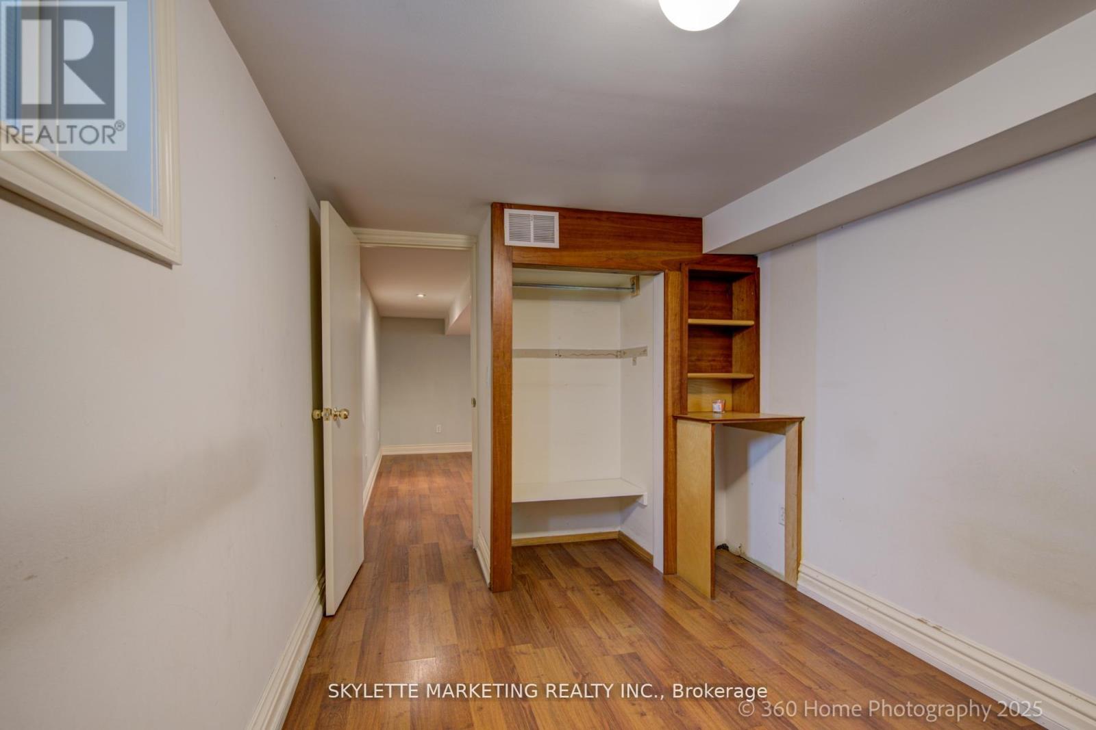 184 Scott Road, Toronto, Ontario  M6M 3T8 - Photo 21 - W12145795