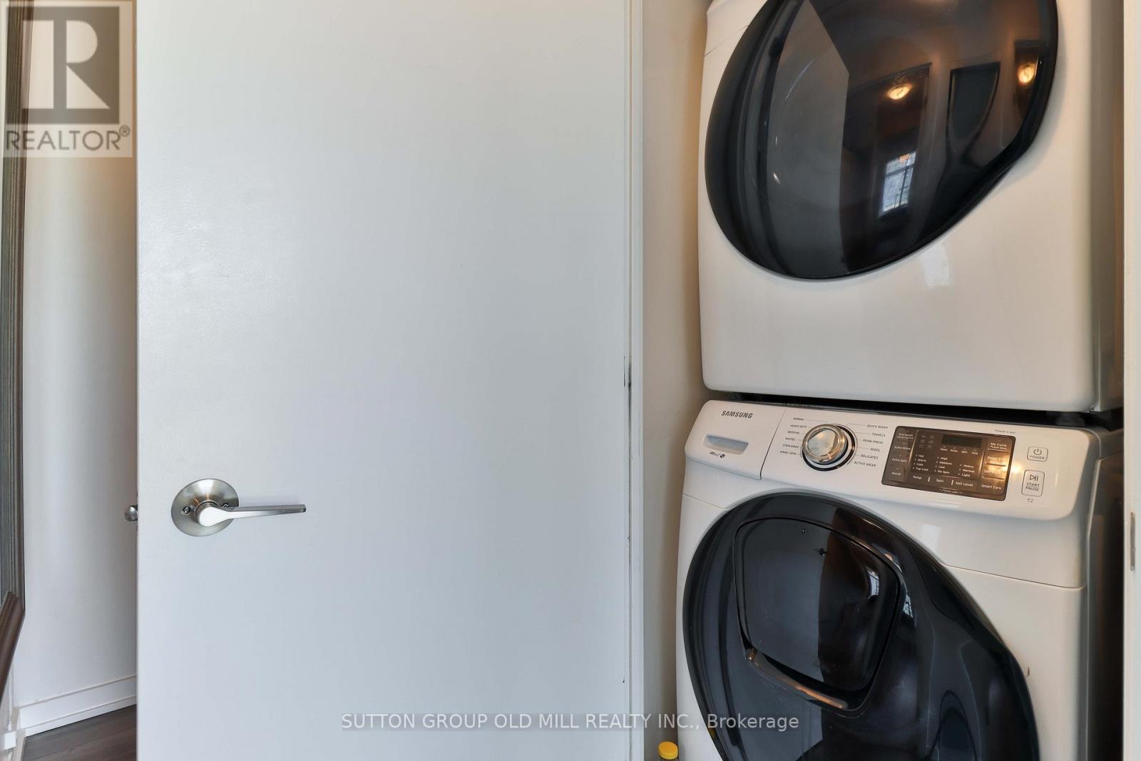 714 - 103 The Queensway, Toronto, Ontario  M6S 5B3 - Photo 22 - W12145796