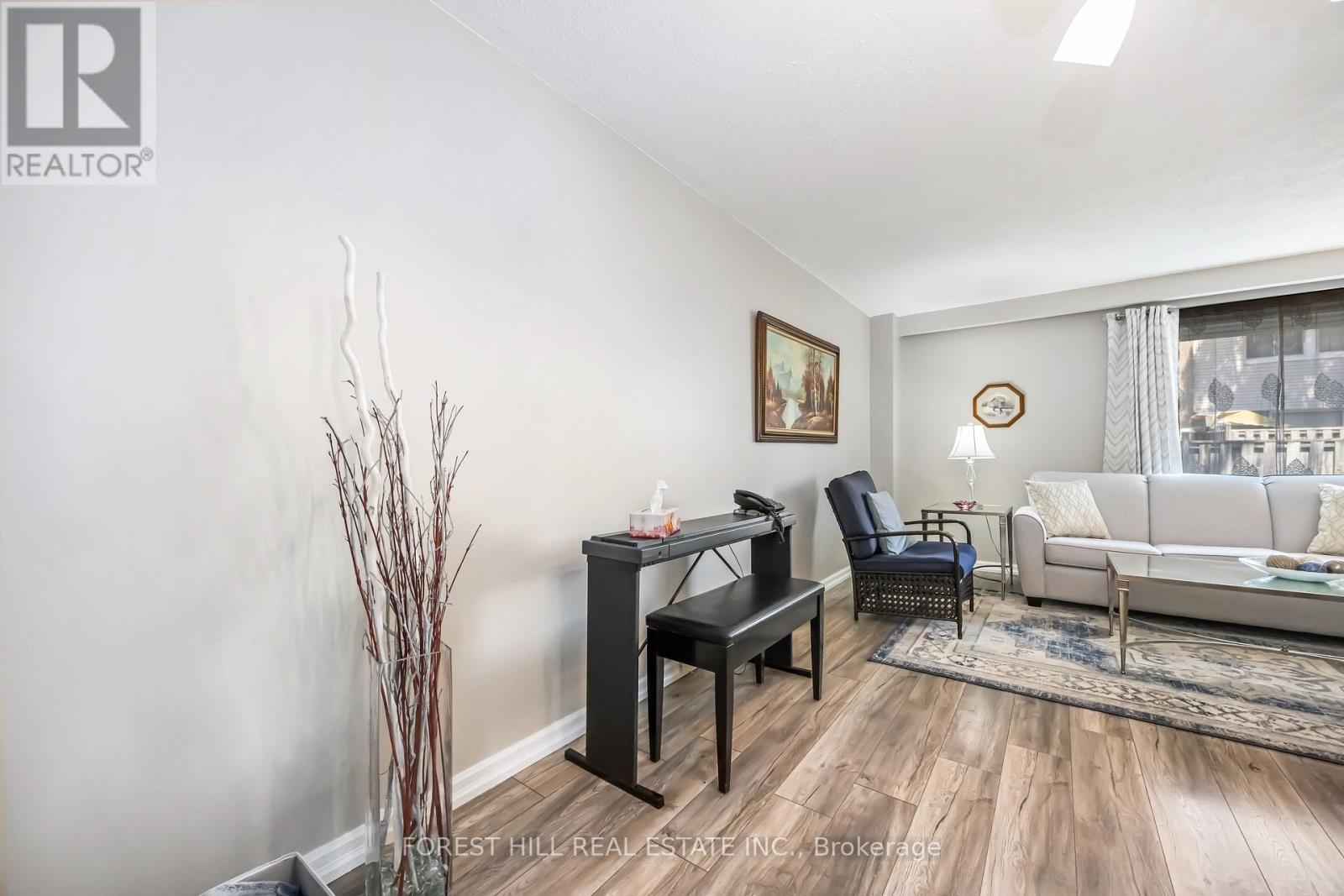 22 - 435 Silverstone Drive, Toronto, Ontario  M9V 3K7 - Photo 16 - W12145829