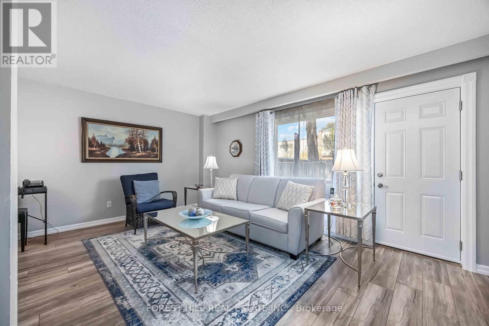 22 - 435 Silverstone Drive, Toronto, Ontario  M9V 3K7 - Photo 8 - W12145829