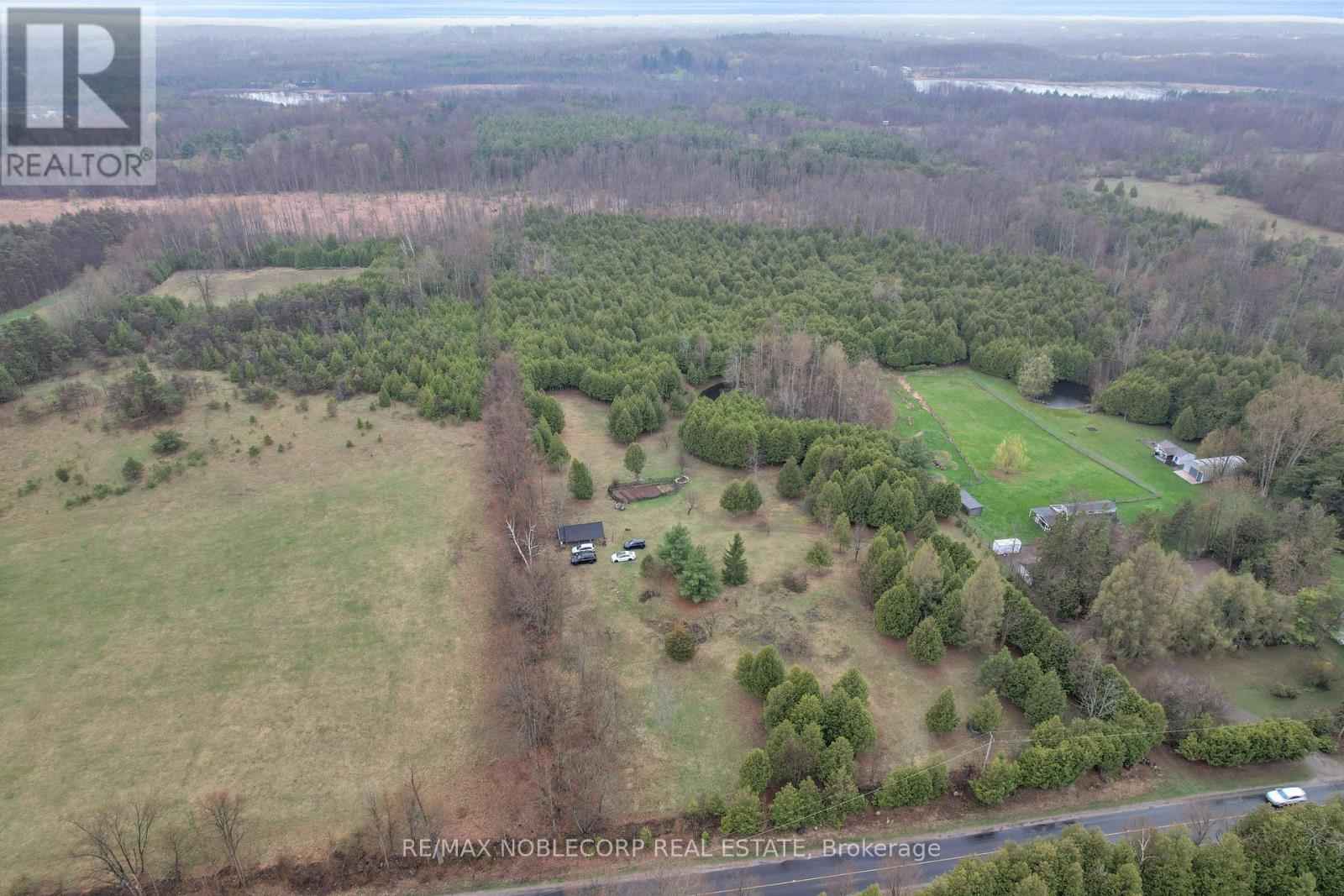 Con 5 Pt, Lot 17 N/a, Milton (Na Rural Nassagaweya), Ontario  N0B 2K0 - Photo 2 - W12145831