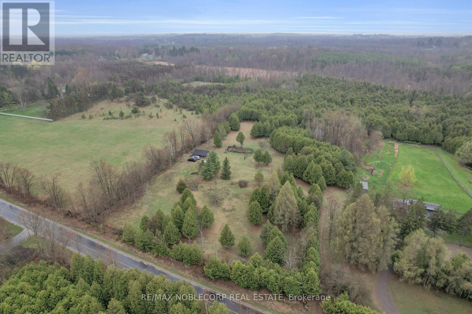 Con 5 Pt, Lot 17 N/a, Milton (Na Rural Nassagaweya), Ontario  N0B 2K0 - Photo 3 - W12145831