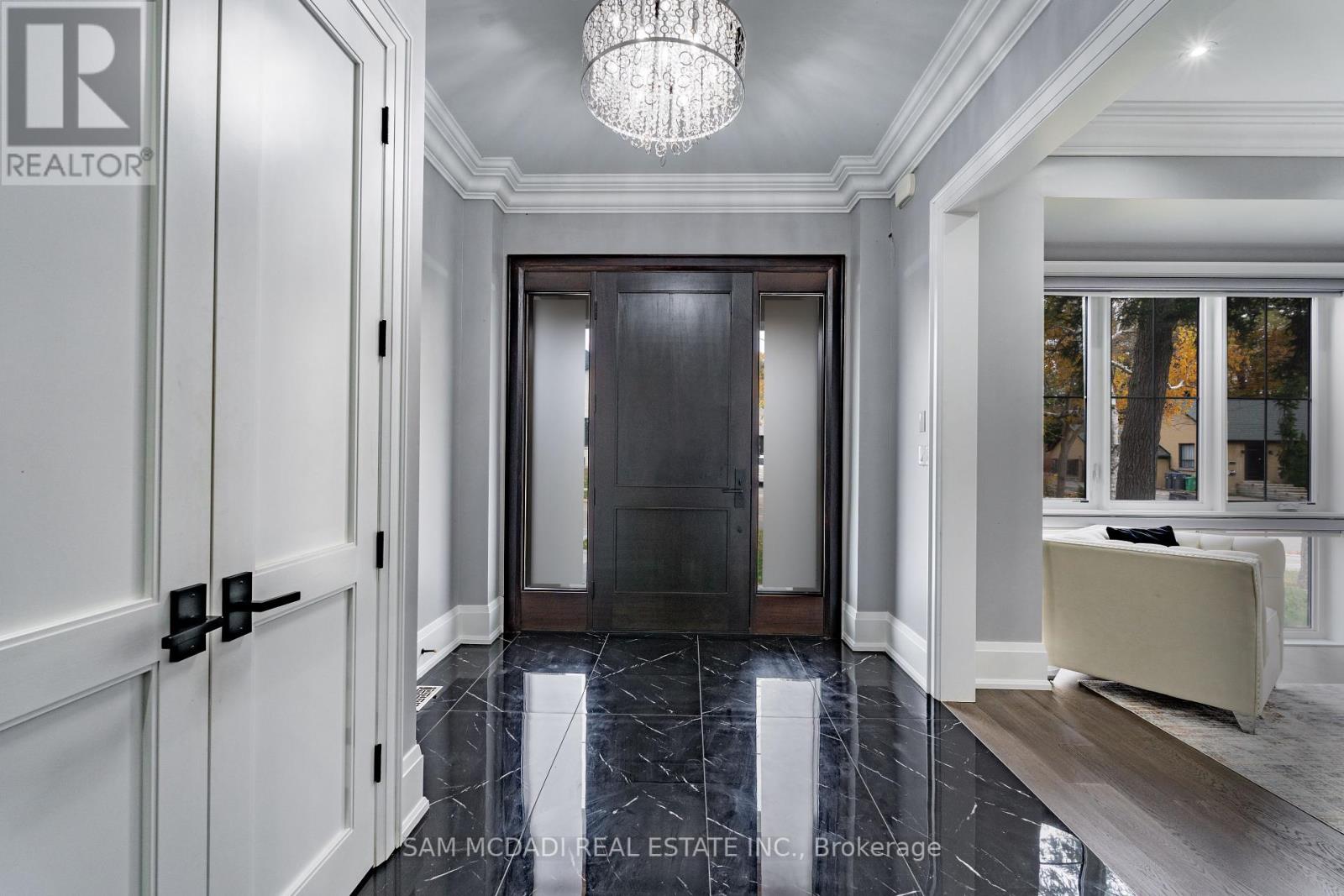 Property at 1368 KENMUIR AVENUE image 2