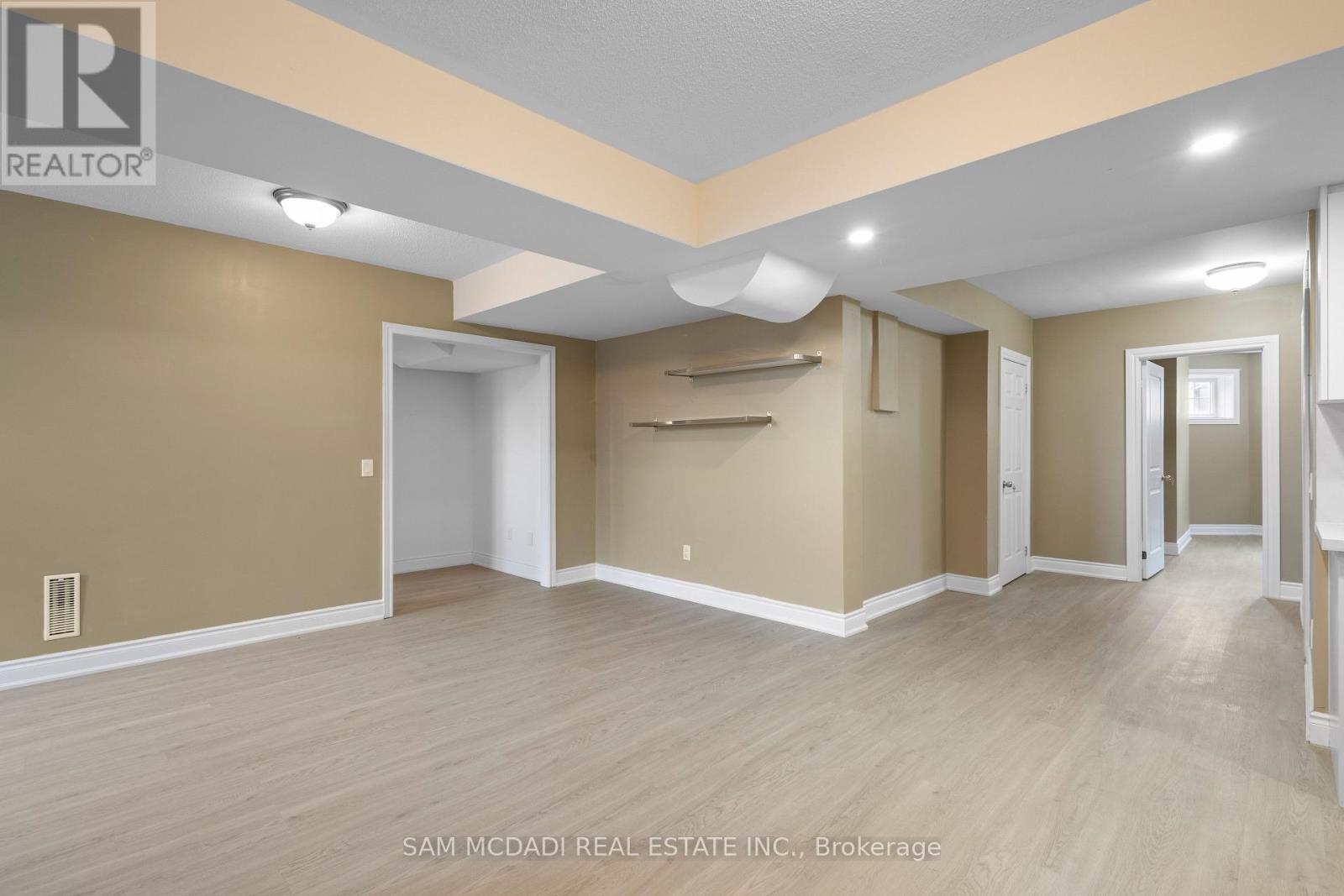 15 Eaglesprings Crescent, Brampton, Ontario  L6P 2V8 - Photo 26 - W12145870
