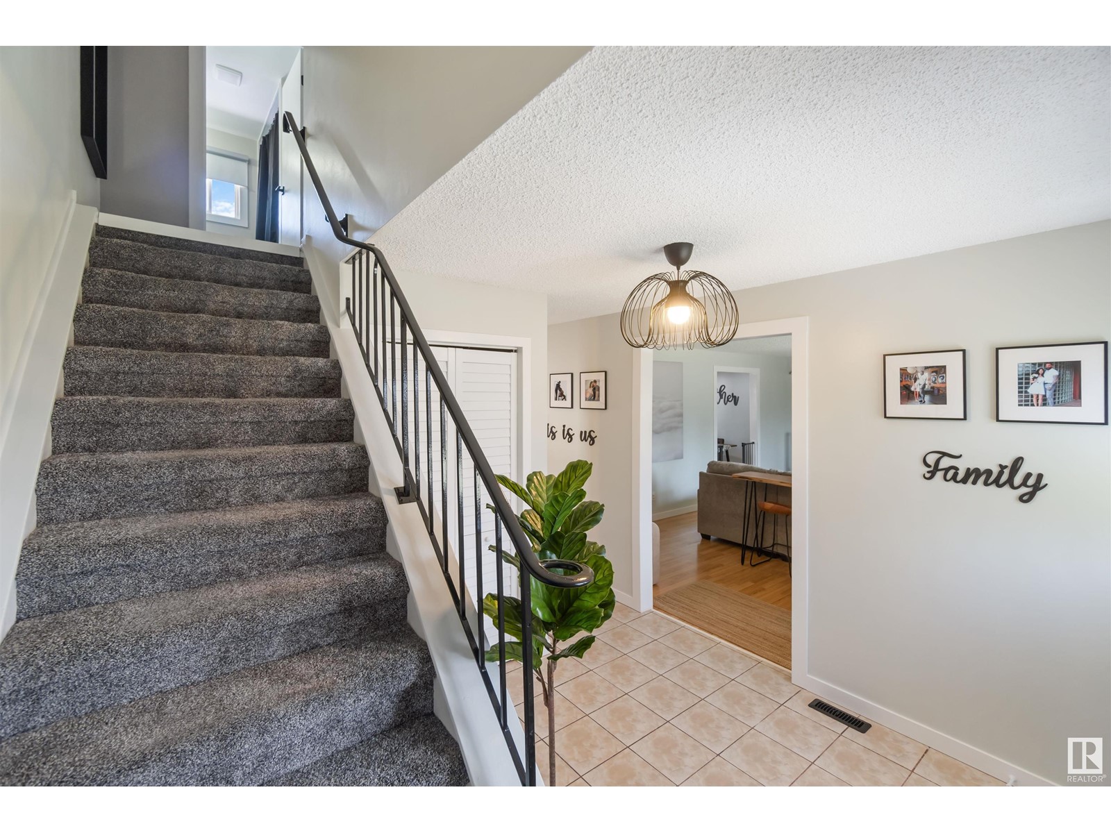 50 Bella Coola Dr, Leduc, Alberta  T9E 4J2 - Photo 4 - E4435505