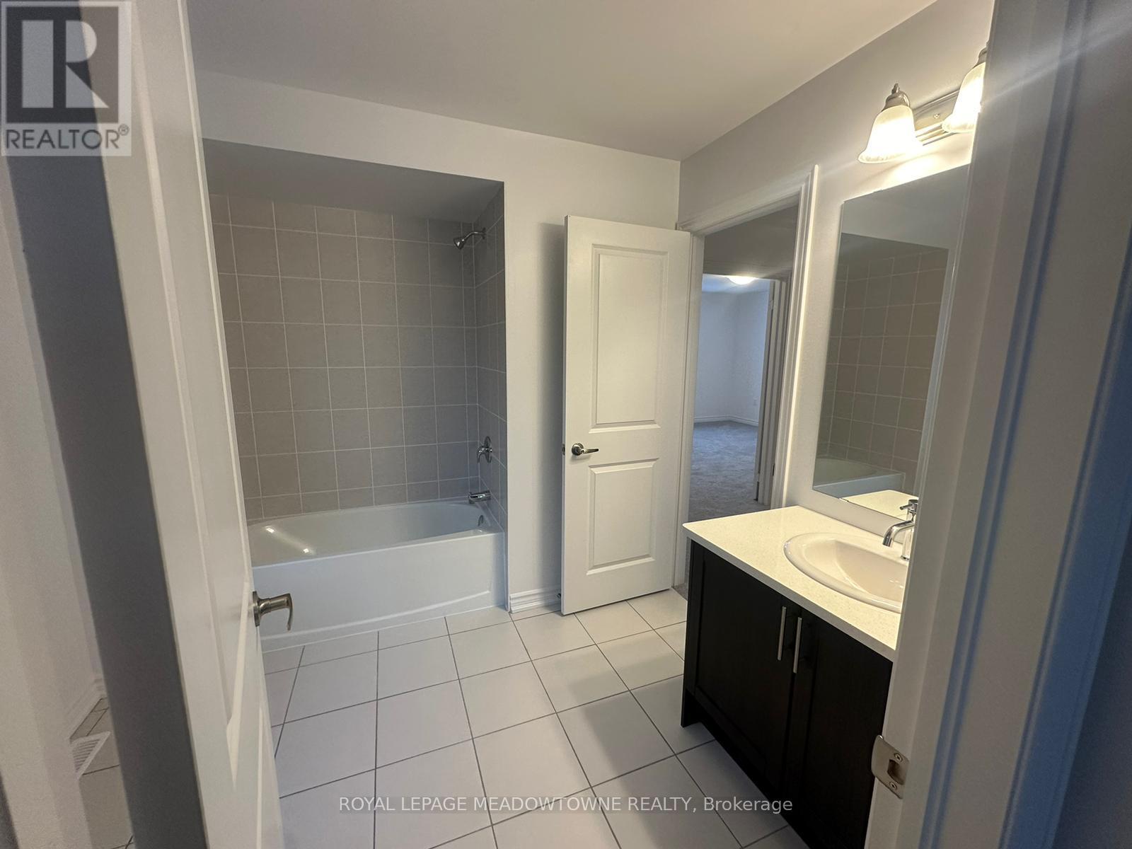 308 Russell Street, Southgate, Ontario  N0C 1B0 - Photo 12 - X12145862