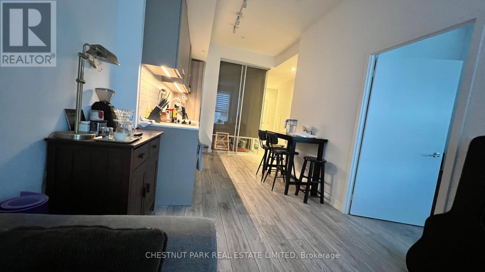 607 - 55 Mercer Street, Toronto, Ontario  M5V 0W4 - Photo 4 - C12145877