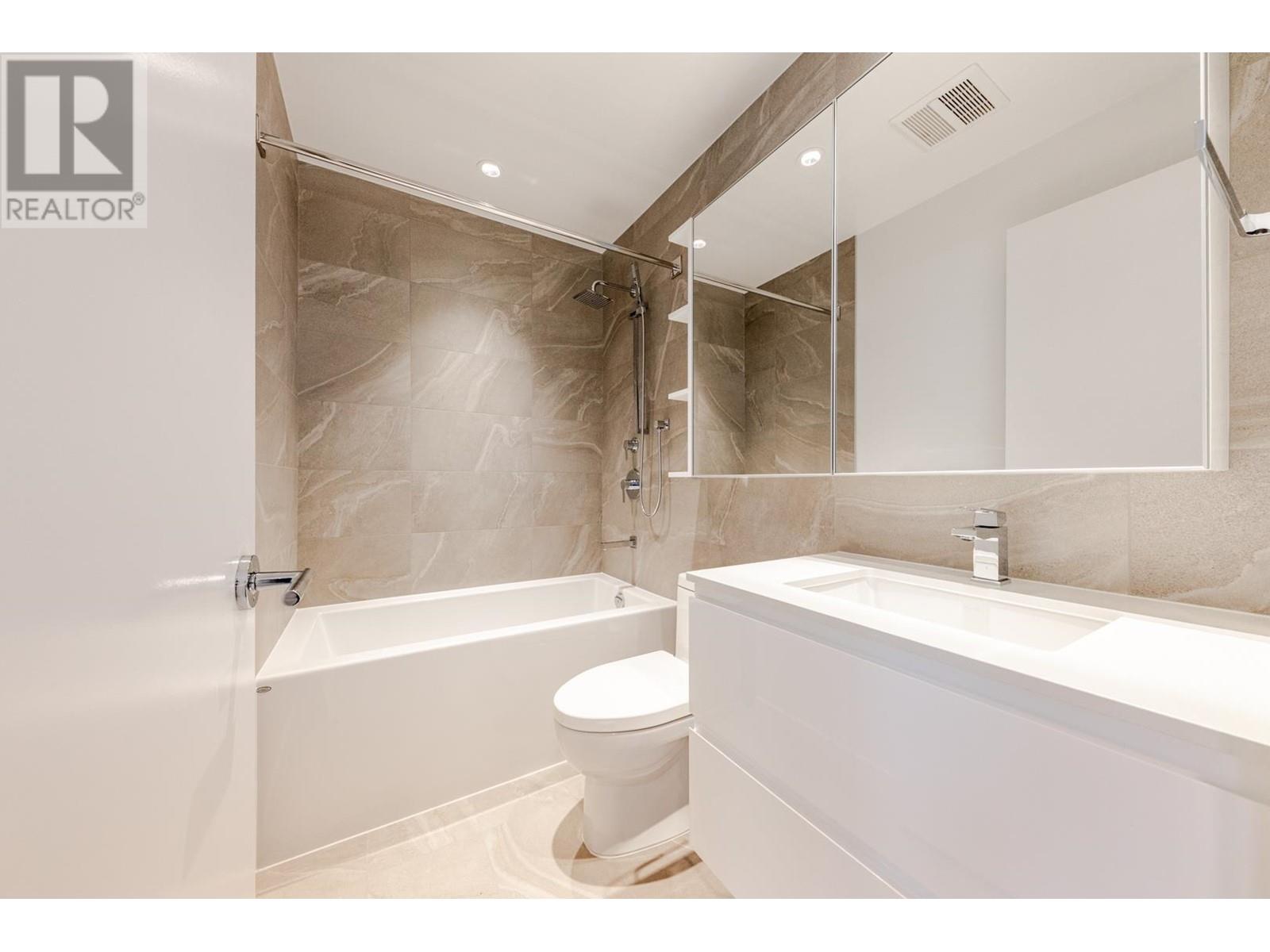 203 6788 Minoru Boulevard, Richmond, British Columbia  V6Y 0M6 - Photo 12 - R2999676