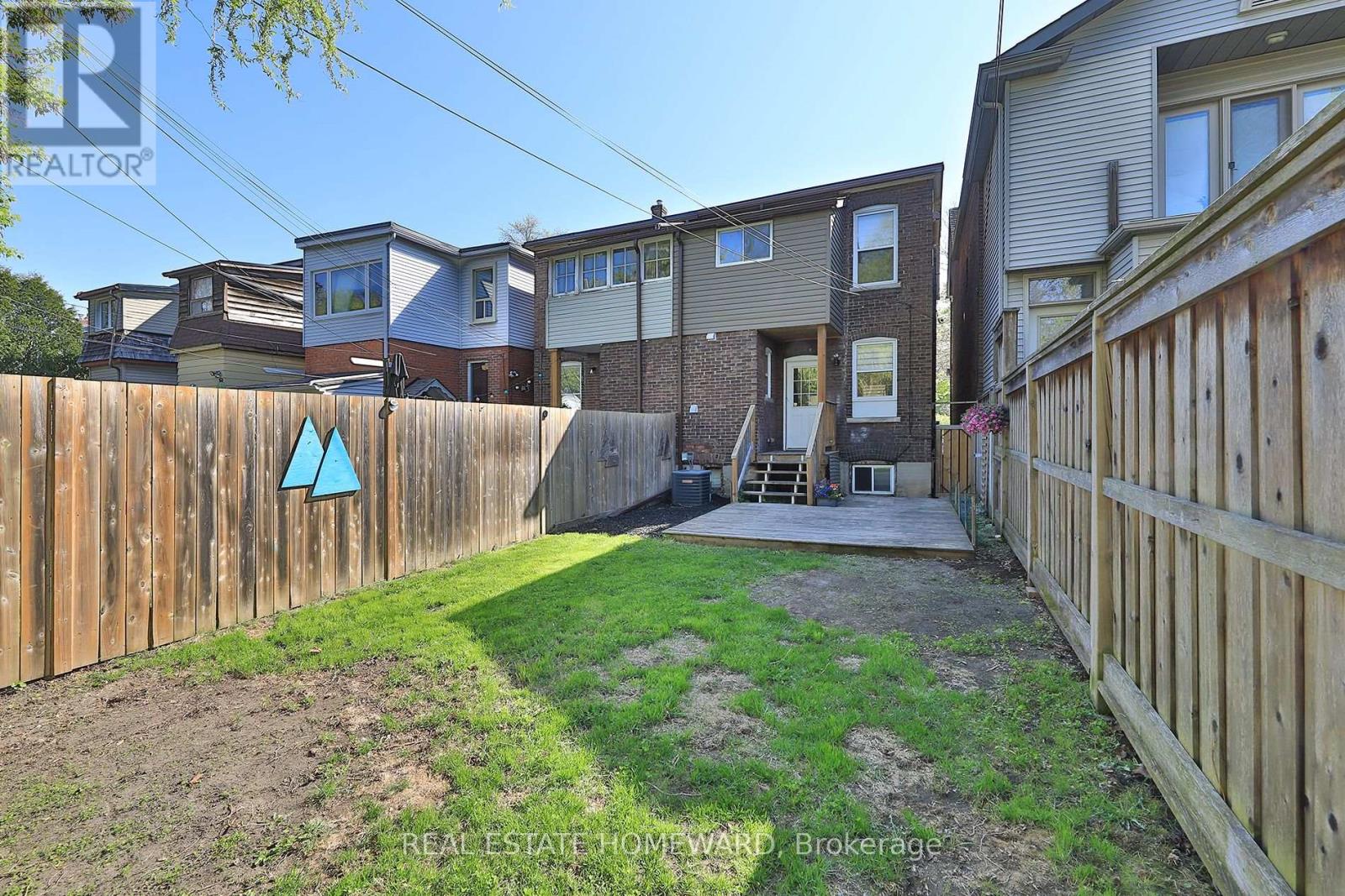 38 & 40 Cedarvale Avenue, Toronto (East End-Danforth), Ontario  M4C 4J4 - Photo 26 - E12145913