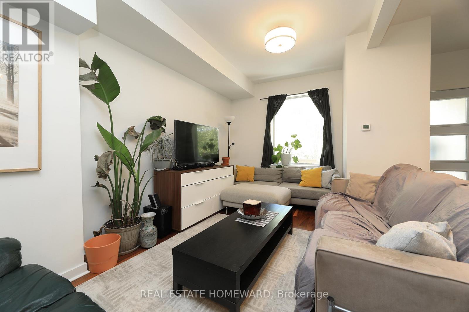 38 & 40 Cedarvale Avenue, Toronto (East End-Danforth), Ontario  M4C 4J4 - Photo 29 - E12145913