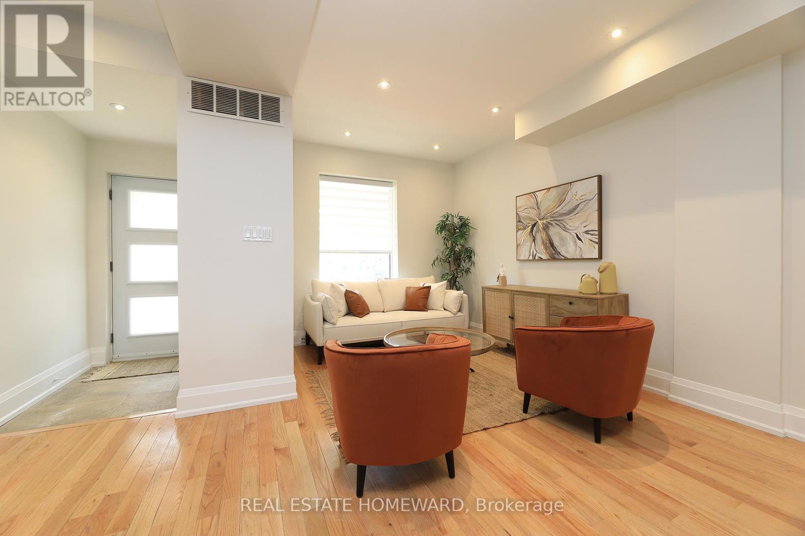 38 & 40 Cedarvale Avenue, Toronto (East End-Danforth), Ontario  M4C 4J4 - Photo 4 - E12145913