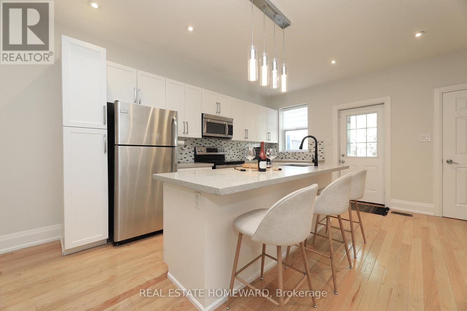 38 & 40 Cedarvale Avenue, Toronto (East End-Danforth), Ontario  M4C 4J4 - Photo 9 - E12145913
