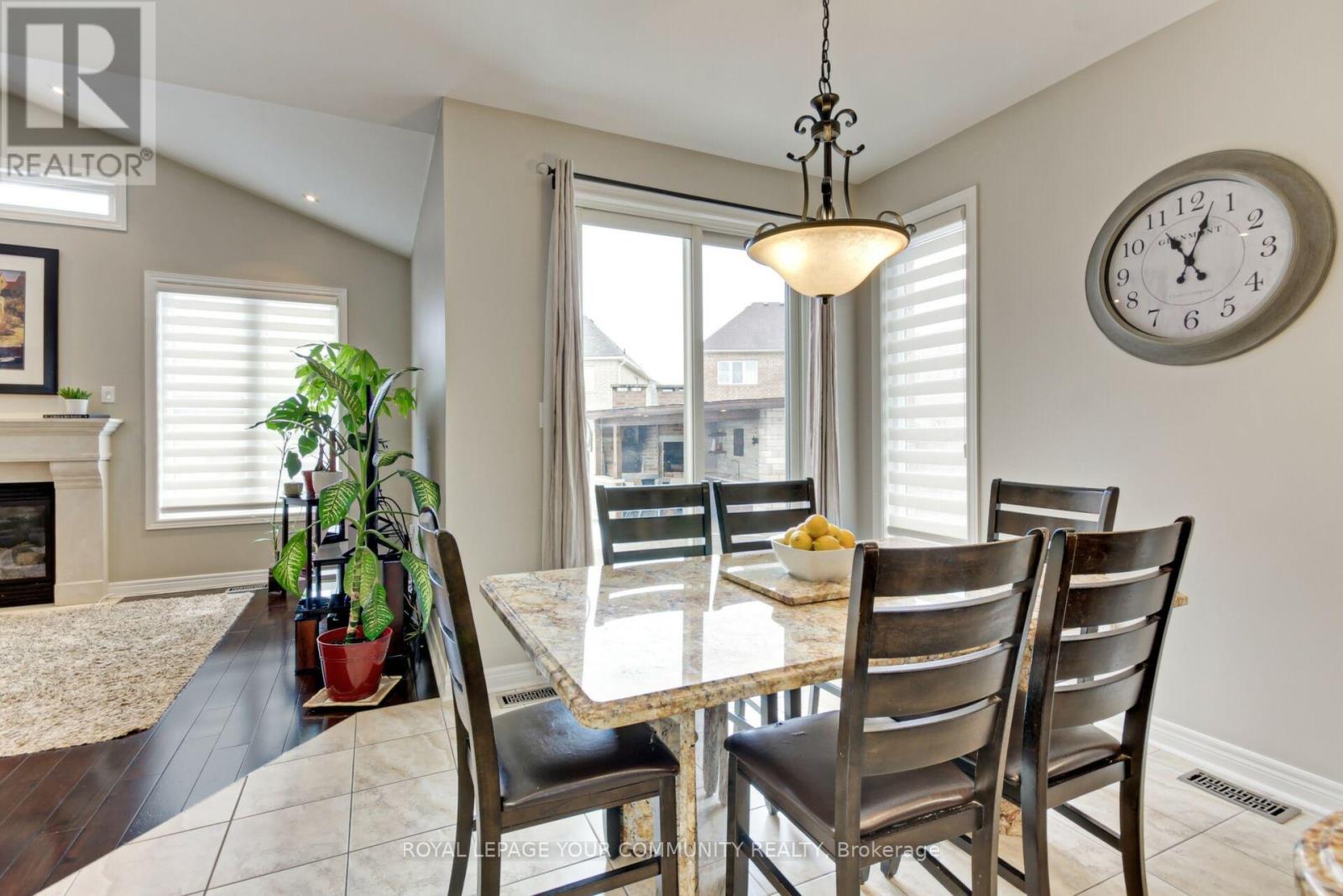 63 Cousteau Drive, Bradford West Gwillimbury (Bradford), Ontario  L3Z 0H8 - Photo 14 - N12145909