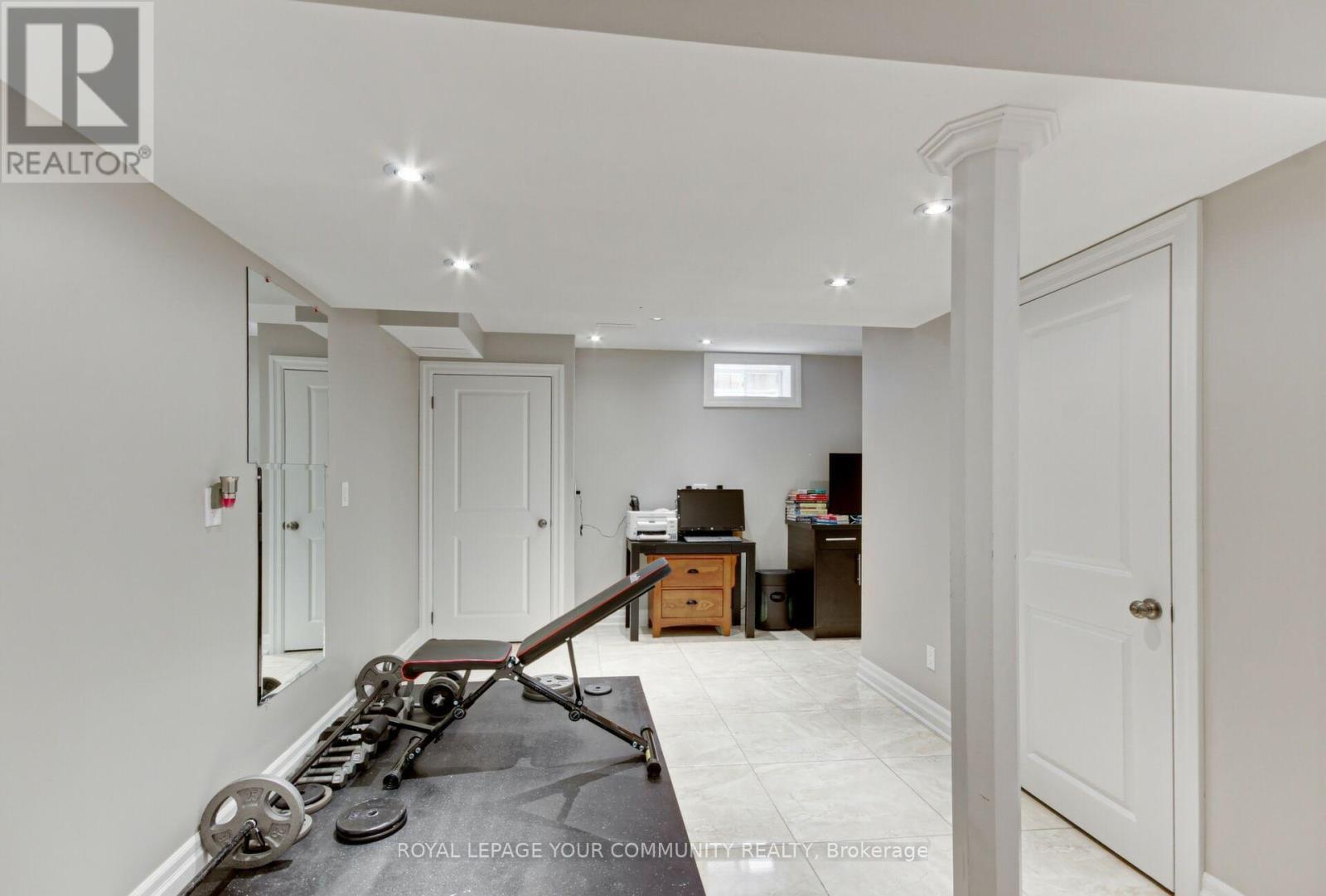 63 Cousteau Drive, Bradford West Gwillimbury, Ontario  L3Z 0H8 - Photo 44 - N12145909