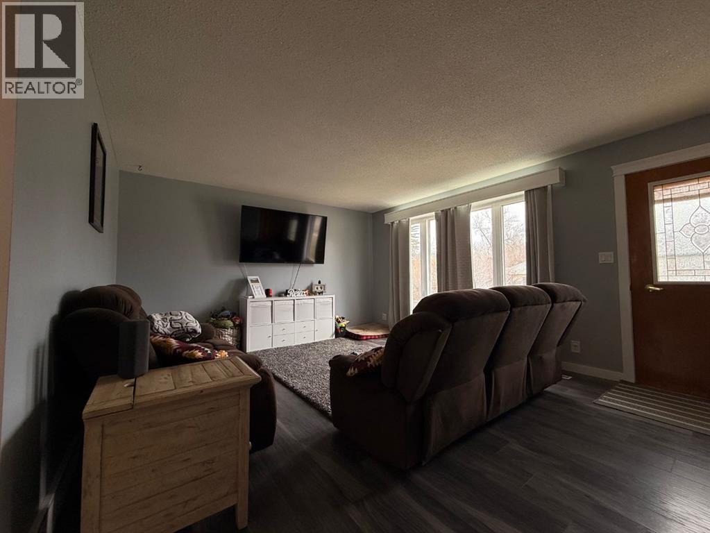 122 Main Street, Lashburn, Saskatchewan  S0M 1H0 - Photo 14 - A2215357