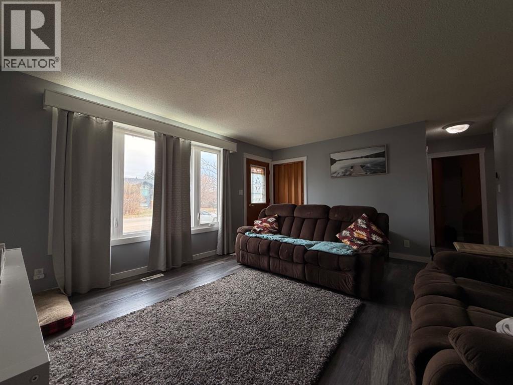 122 Main Street, Lashburn, Saskatchewan  S0M 1H0 - Photo 15 - A2215357