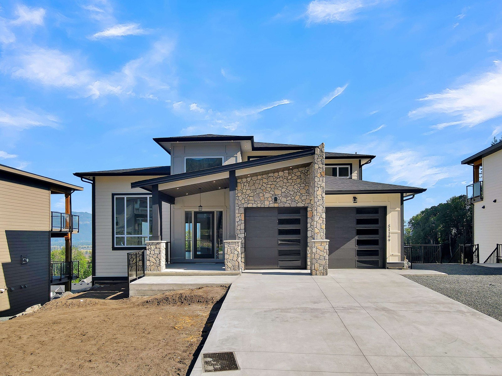 Property at 51199 CHARLOTTE PLACE image 2