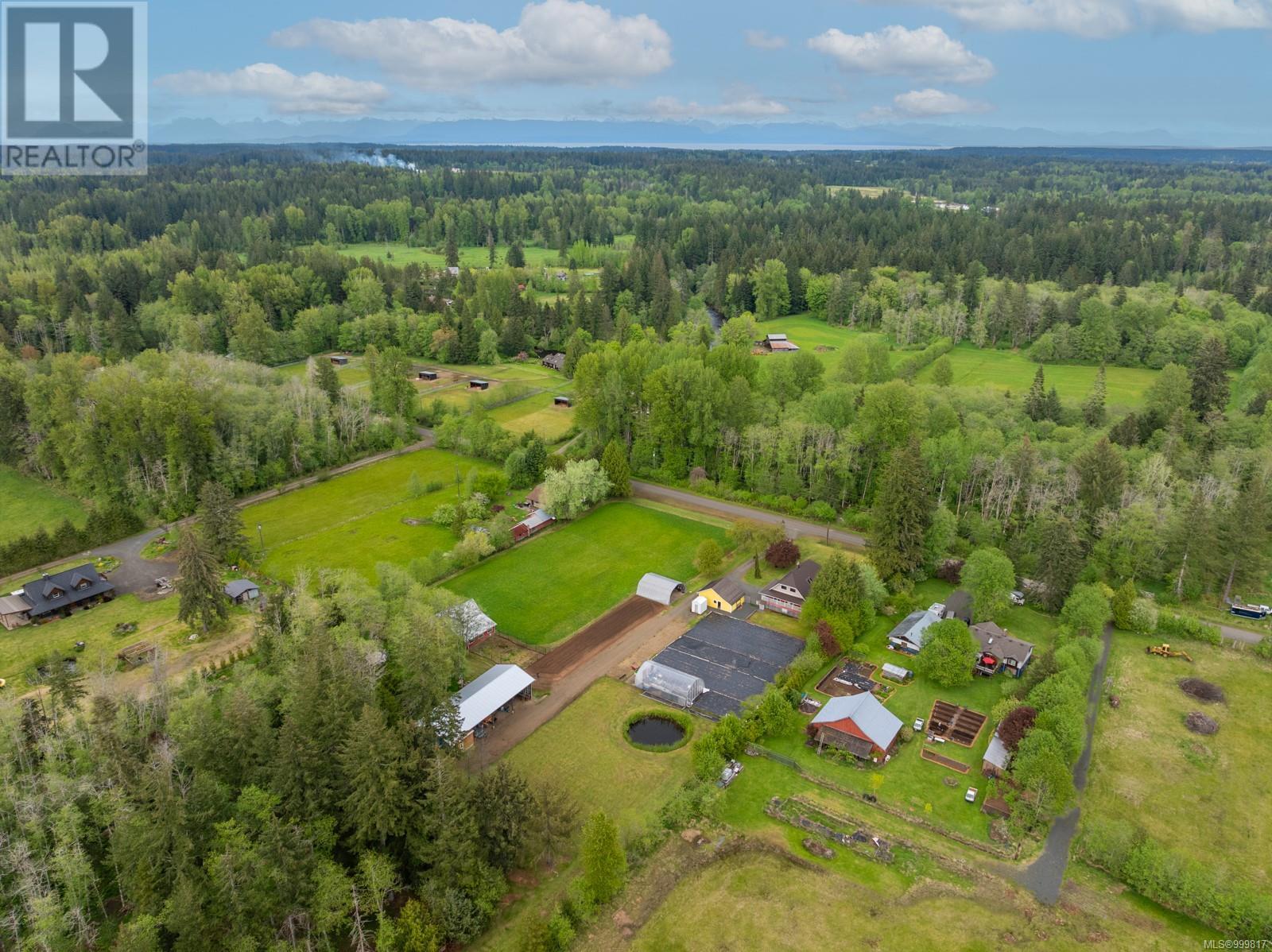6499 Fitzgerald Rd, Merville, British Columbia  V9J 1M7 - Photo 46 - 999817
