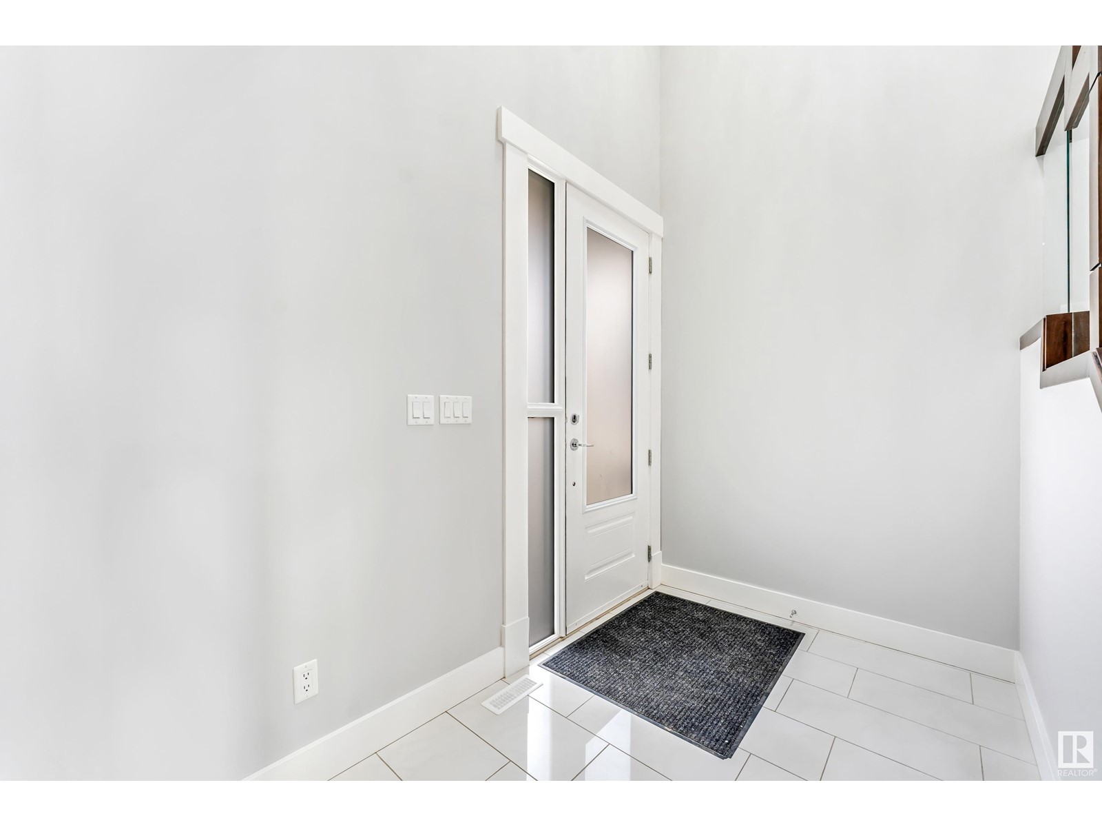 1743 28 St Nw, Edmonton, Alberta  T6T 0Z6 - Photo 6 - E4436234