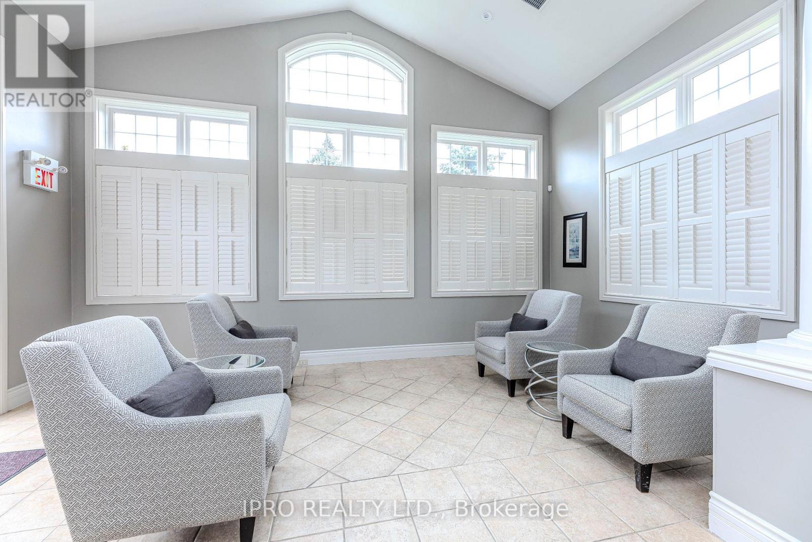 106 - 1490 Bishops Gate, Oakville (Ga Glen Abbey), Ontario  L6M 4N3 - Photo 26 - W12145886