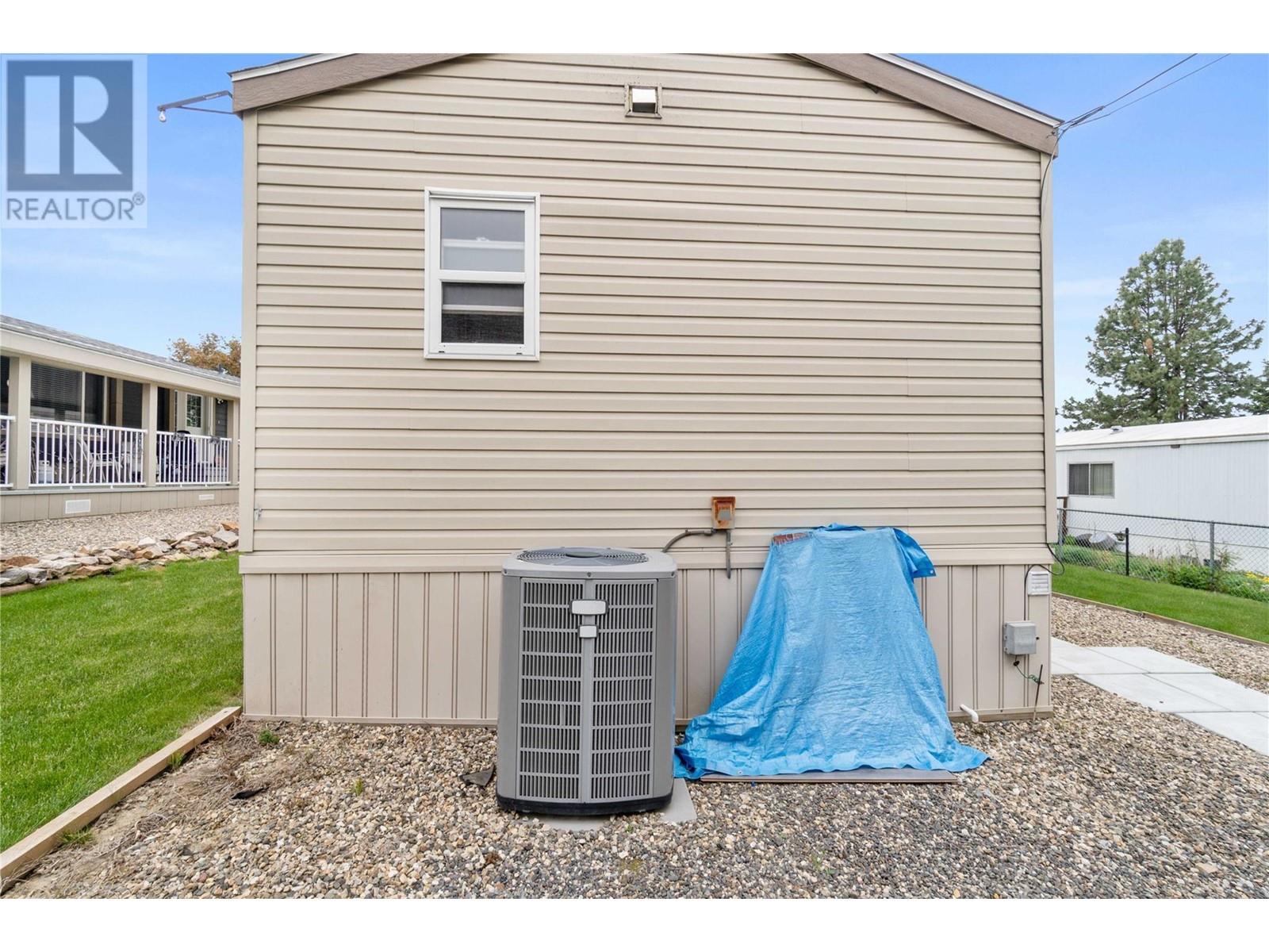 3350 10 Avenue Ne Unit# 104, Salmon Arm, British Columbia  V1E 1J6 - Photo 46 - 10343955