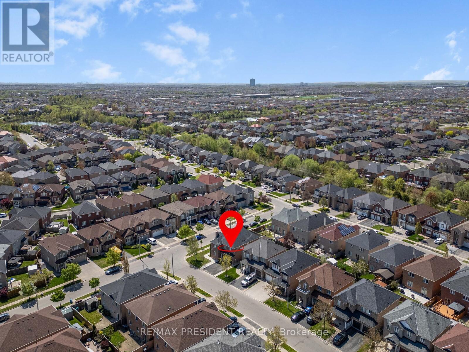 14 Braddock Drive, Brampton, Ontario  L7A 3T5 - Photo 9 - W12145734
