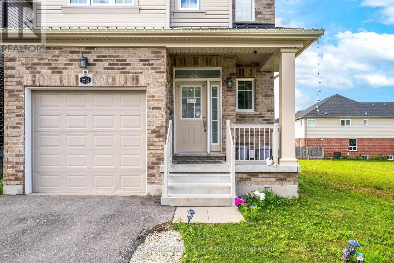 Property at 52 MONARCH WOODS DRIVE W image 5