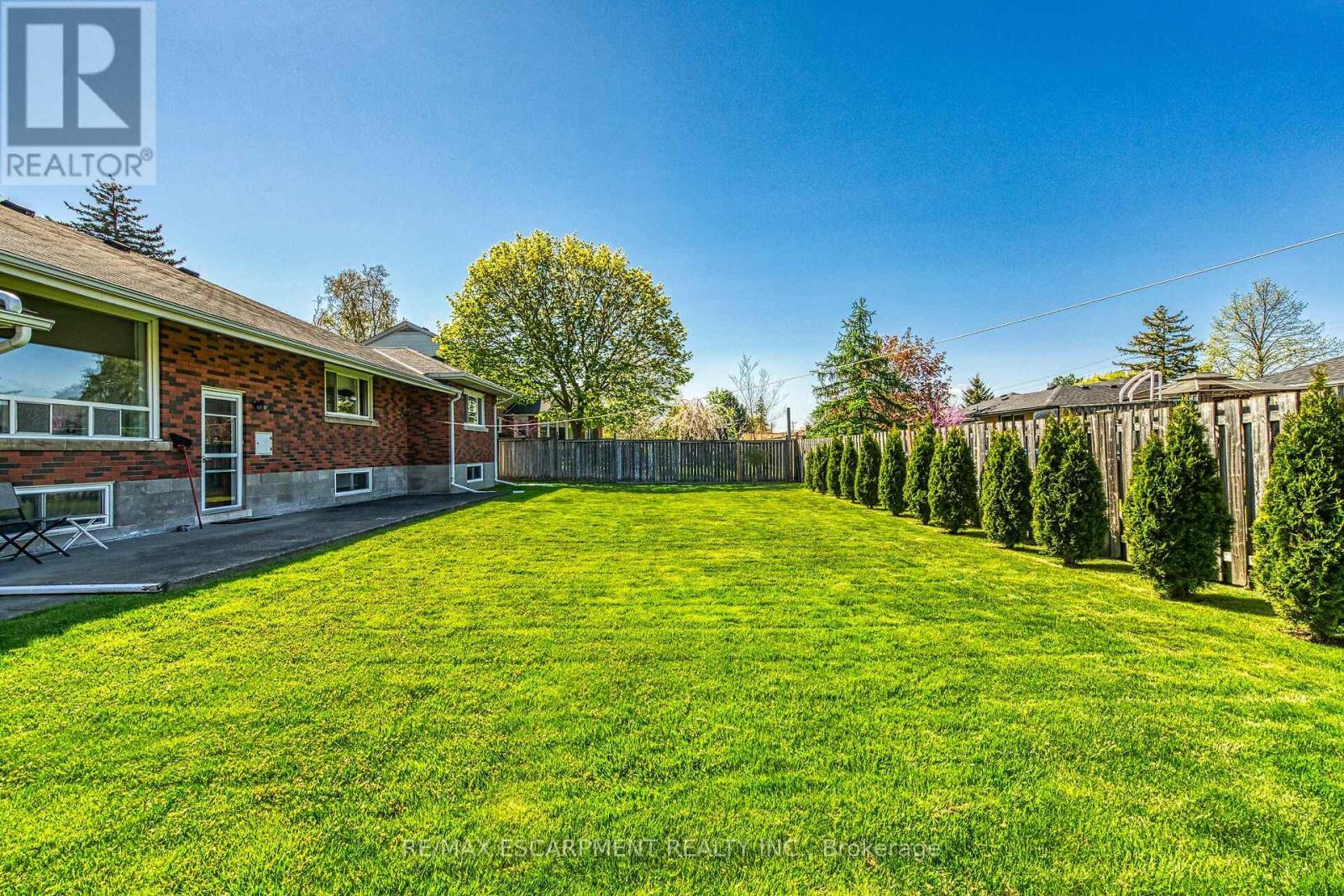 45 James Avenue, Hamilton, Ontario  L8G 3K5 - Photo 42 - X12145901