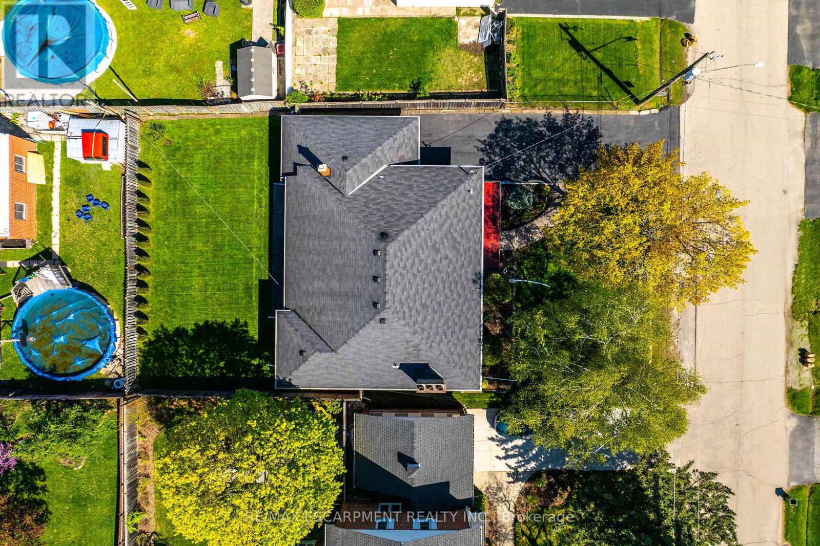 45 James Avenue, Hamilton, Ontario  L8G 3K5 - Photo 48 - X12145901