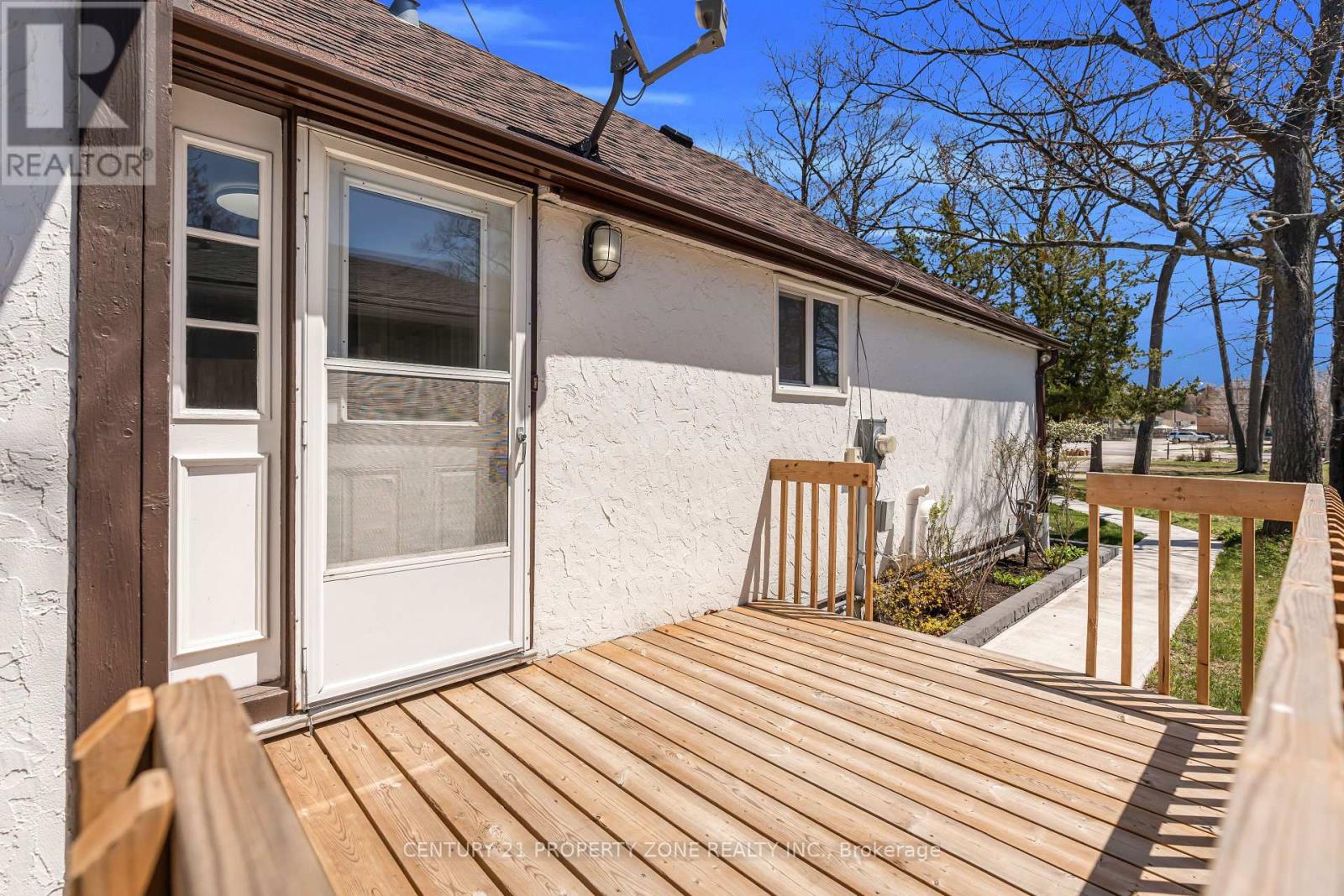 1312 River Road W, Wasaga Beach, Ontario  L9Z 2W6 - Photo 13 - S12145868