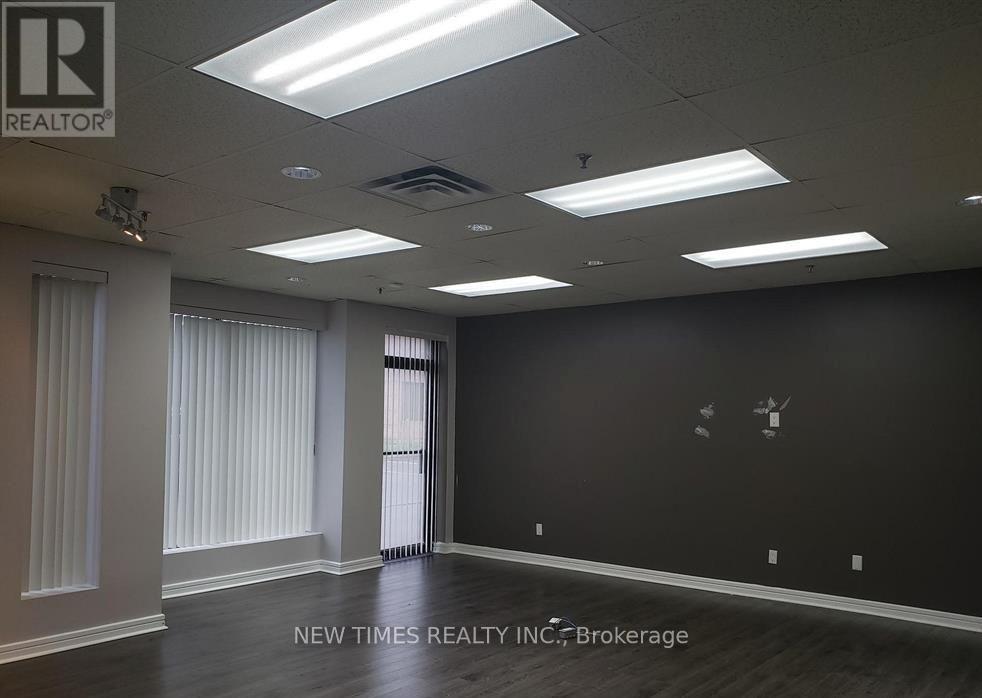 2 - 240 Riviera Drive, Markham, Ontario  L3R 5M1 - Photo 6 - N12143320