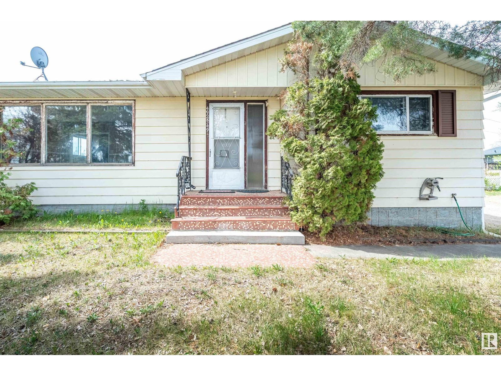 4928 49 ST, Lamont, Alberta