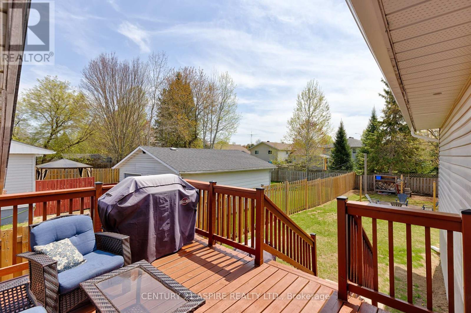 22 Russell Street, Petawawa, Ontario  K8H 1T9 - Photo 37 - X12145924