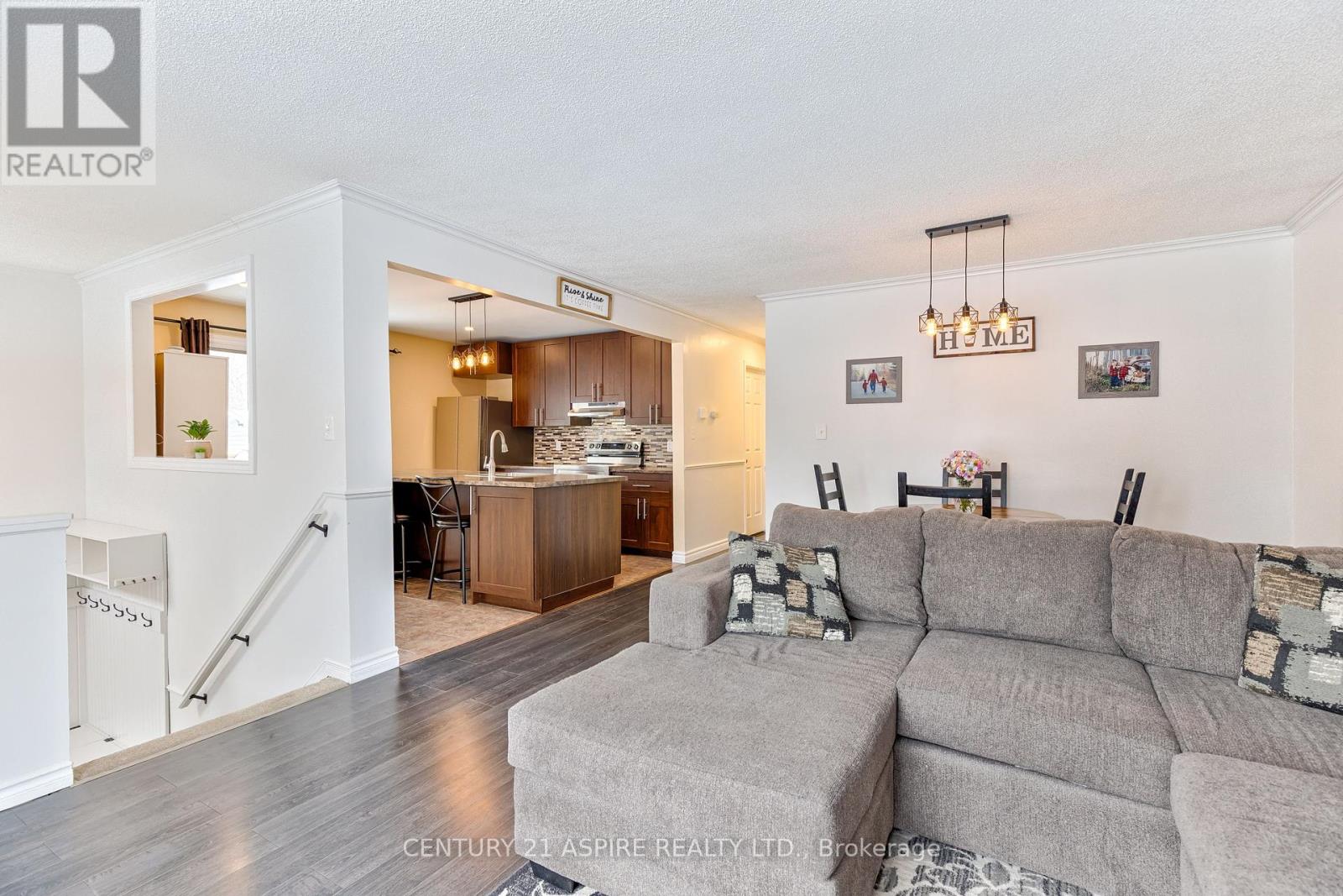 Property at 22 RUSSELL STREET image 5