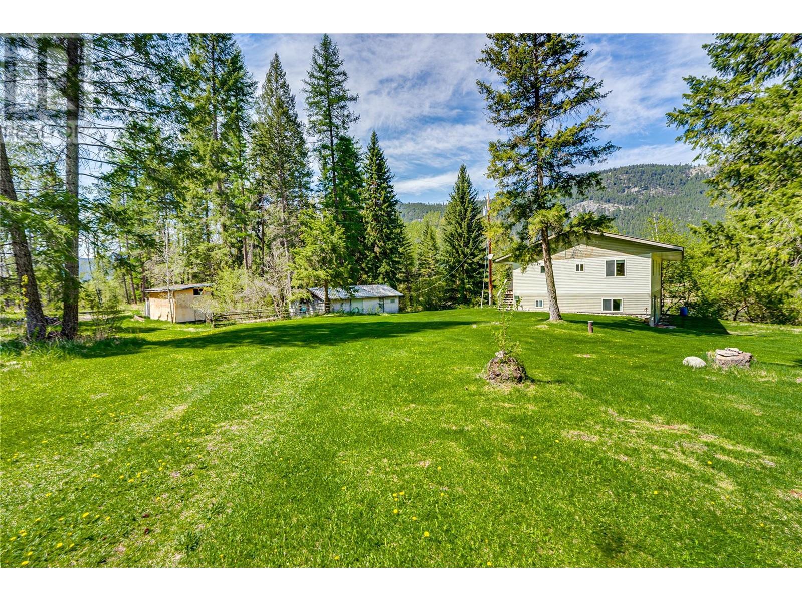 3315 Fiva Creek Road S, Westbridge, BC V0H1Y0