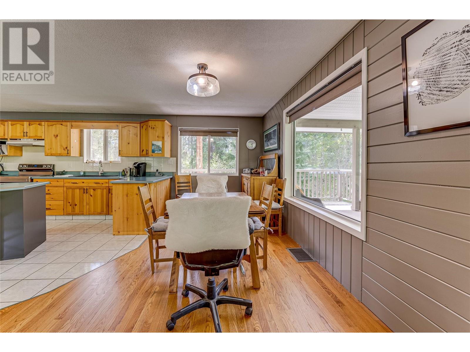 3315 Fiva Creek Road S, Westbridge, British Columbia  V0H 1Y0 - Photo 39 - 10347437