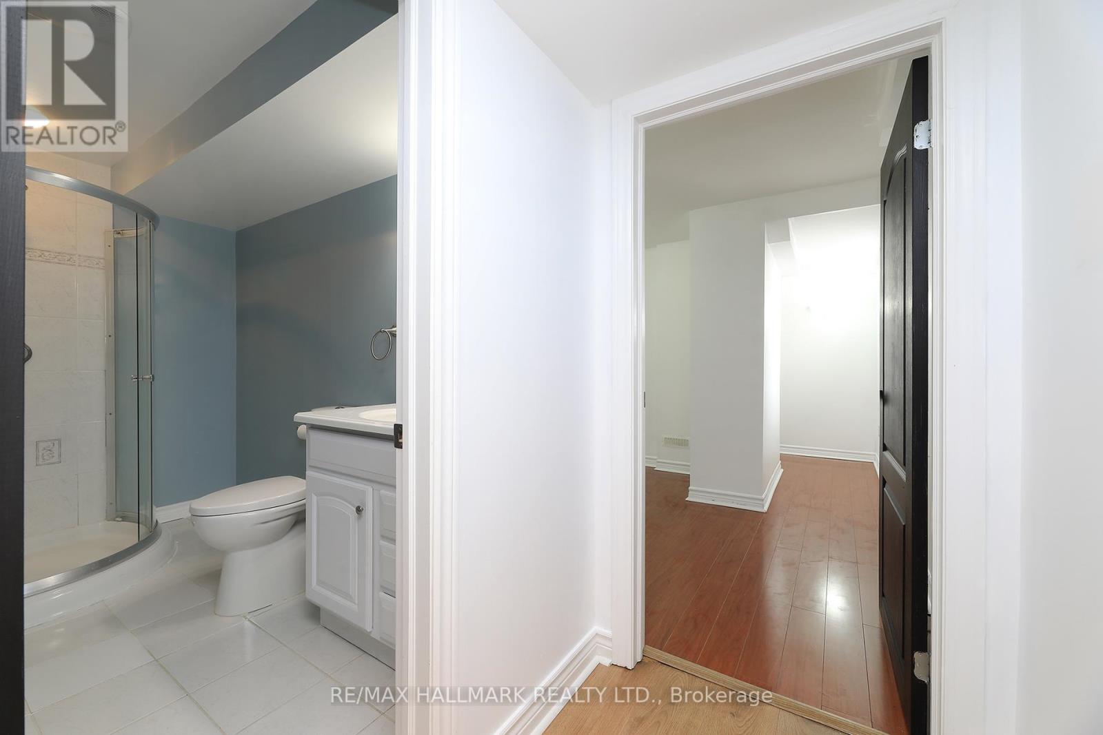 Lower - 64 Madeira Avenue, Vaughan, Ontario  L6A 2Y2 - Photo 12 - N12141195